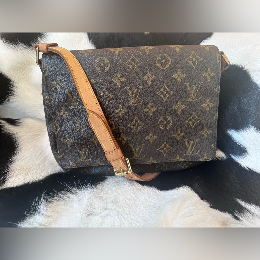 Louis Vuitton Musette Tango